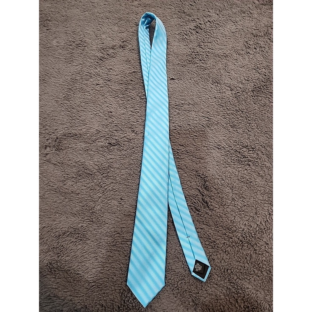 Van Heusen Men's Turquoise/Teal 57/58 Inches Long